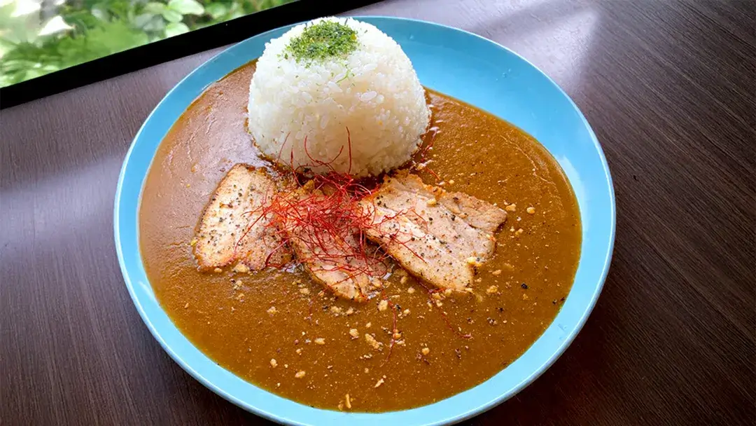 炙りチャーシュー大阪和風だしカレー