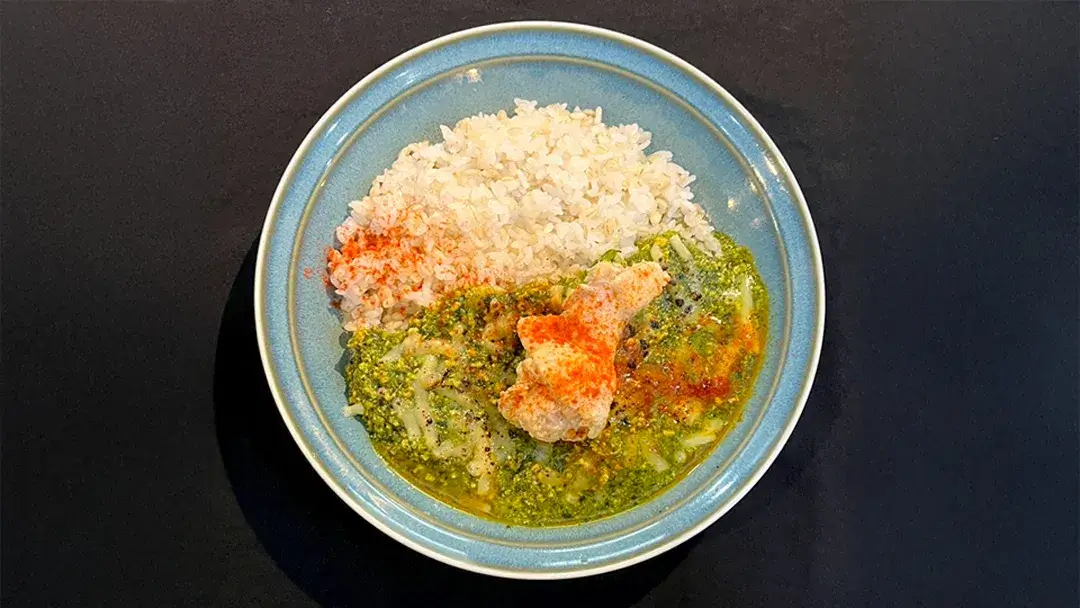 クアトロチキンのチーズサグキーマ