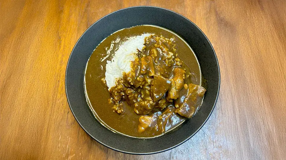 灼熱ホルモンスパイスカレー