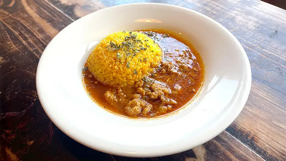 出汁で食べる、極粗親鶏カレー