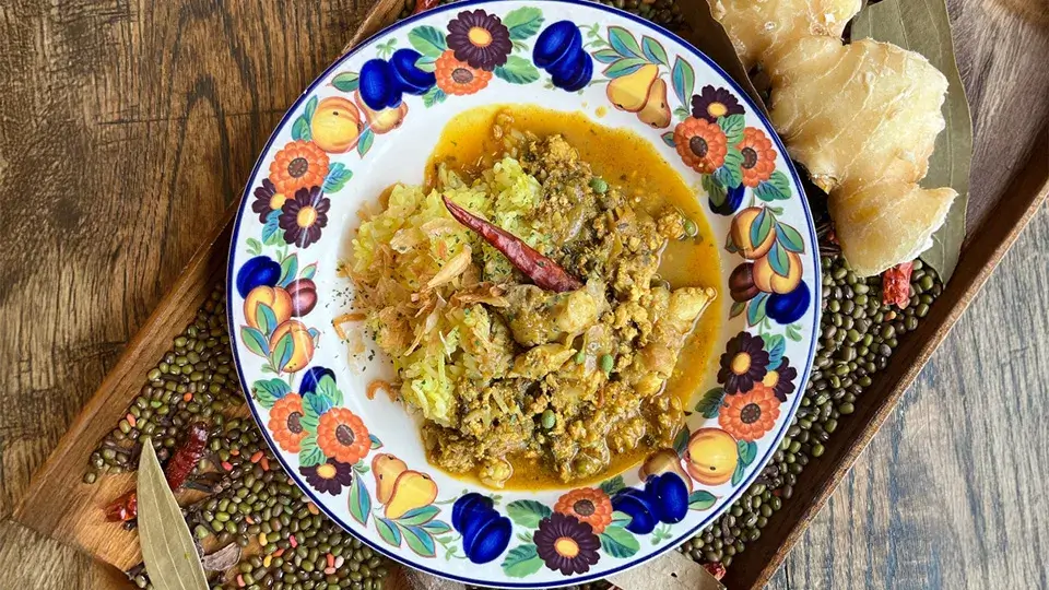 実山椒香り鯛出汁の旨み広がる鶏軟骨チキンキーマ